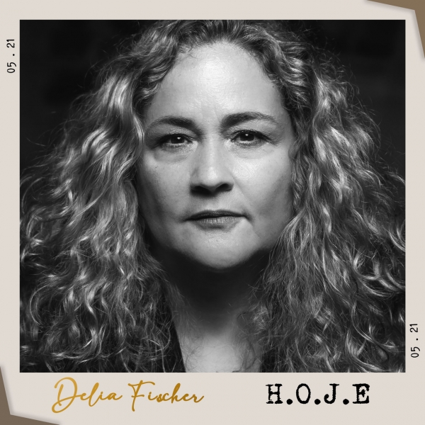"Hoje", o novo &aacute;lbum de Delia Fischer, com participa&ccedil;&atilde;o de Ney Matogrosso