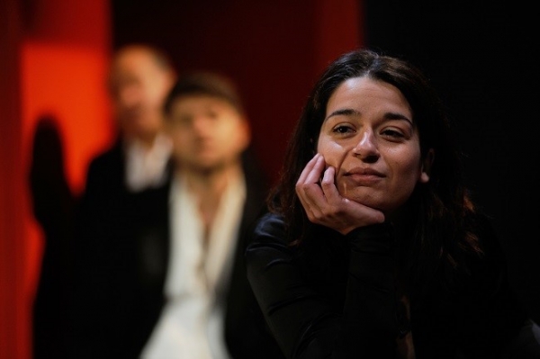 Artistas Unidos - A CIRCULARIDADE DO QUADRADO | Teatro da Polit&eacute;cnica de 23 de Junho a 17 de Julho