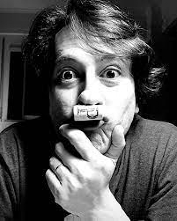 Conversa H-alt | Juan Burgos &eacute; o convidada de S&eacute;rgio Santos | sexta, 20h / repete ter&ccedil;a, 14h